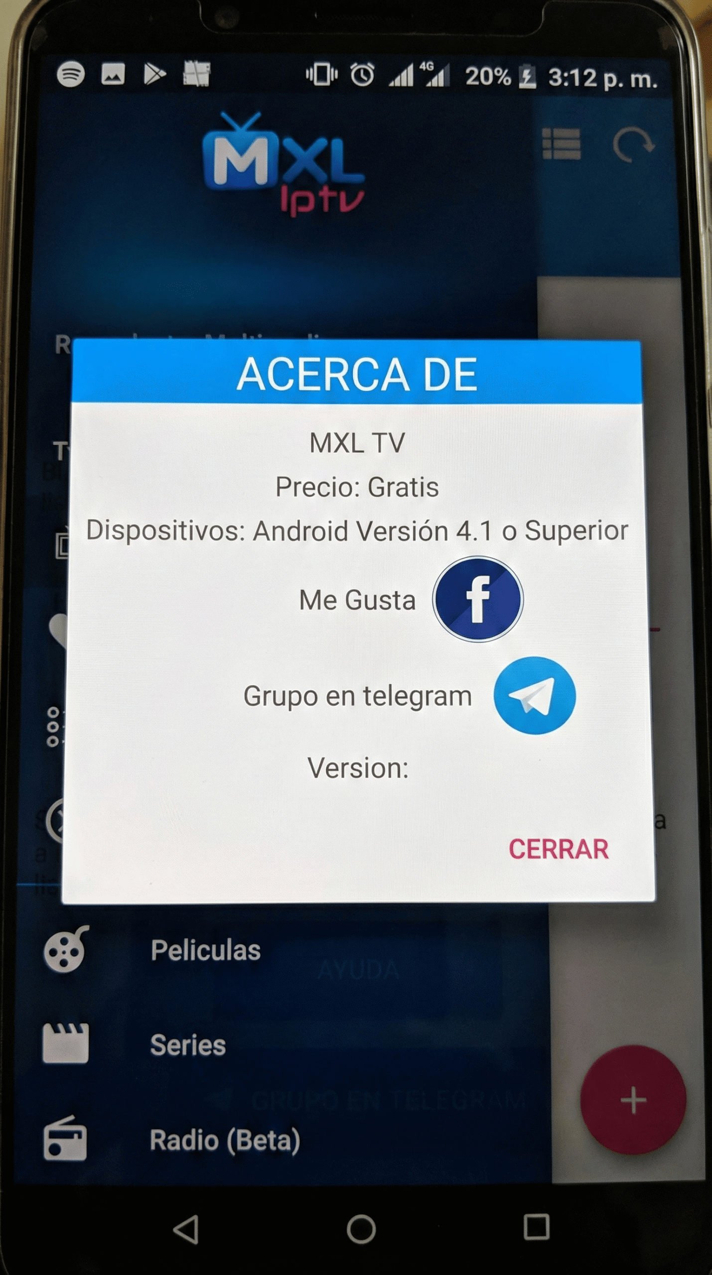 Información de versión de MXL TV mostrando compatibilidad con Android 4.1 y licencia gratuita.